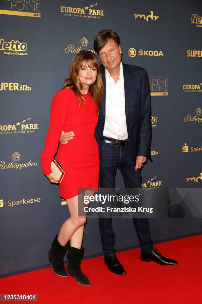 Ina Paule Klink and Roland Suso Richter during the Goldene Henne Award 2021 at Kongresshalle am Zoo Leipzig on September 17, 2021 in Leipzig, Germany.