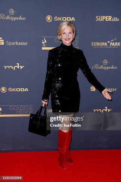 Actress Andrea Kathrin Loewig attends the Goldene Henne Award 2021 at Kongresshalle am Zoo Leipzig on September 17, 2021 in Leipzig, Germany.