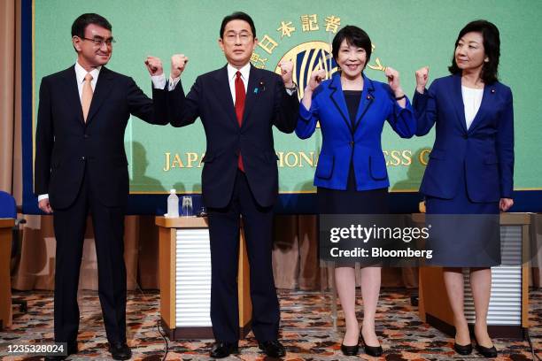 Taro Kono, Japan's regulatory reform and vaccine minister, from left, Fumio Kishida, former foreign minister of Japan, Sanae Takaichi, former...