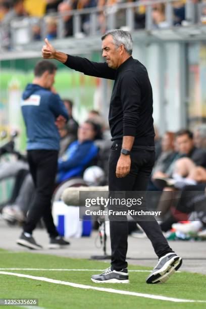 Head coach Robin Dutt of Wolfsberg during the Admiral Bundesliga match between SV Guntamatic Ried and Wolfsberger AC at josko ARENA on September 18,...