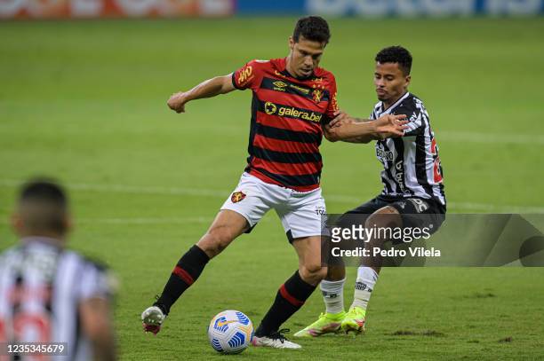 Allan of Atletico MG and Hernanes of Sport Recife fight for the ball during a match between Atletico MG and Sport Recife as part of Brasileirao 2021...