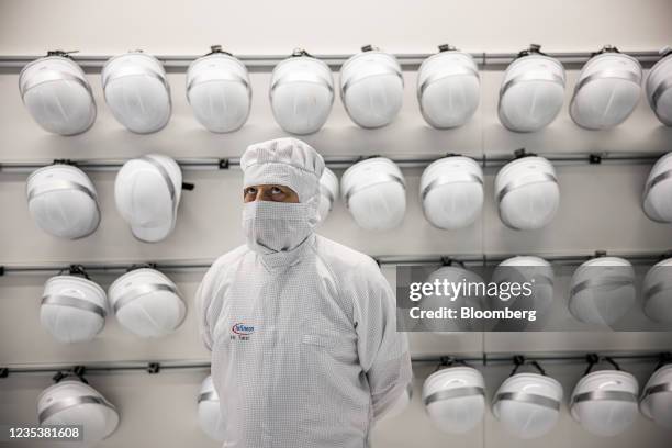 Infineon Rack Infineon Technologies Photos and Premium High Res Pictures - Getty Images