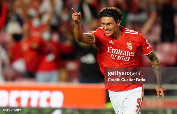 Darwin Nunez of Benfica celebrates after scoring his team's third goal during the Liga Bwin match between SL Benfica and Boavista FC at Estadio da...