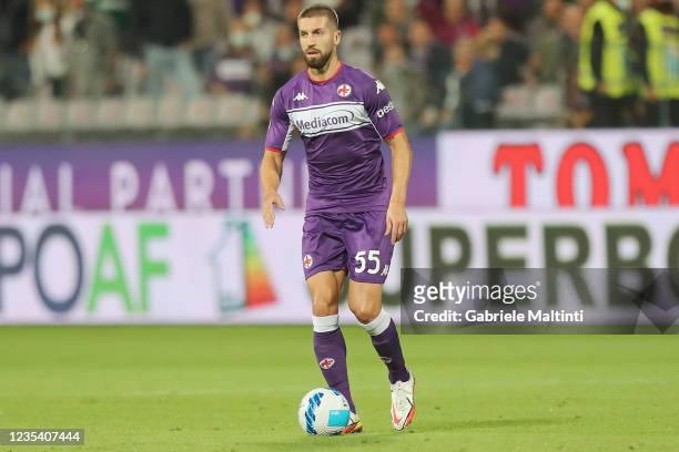 Matija Nastasic of ACF Fiorentina reacts during the Serie A match between ACF Fiorentina v FC Internazionale on September 21 in Florence, Italy.