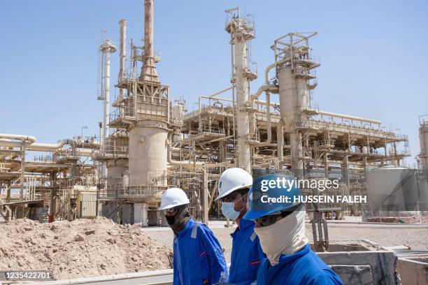 Shell Iraq Iraq Petroleum Company Photos and Premium High Res Pictures - Getty Images