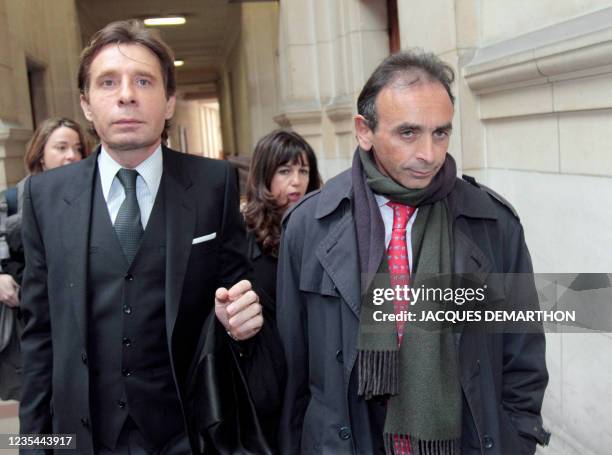 Le chroniqueur, journaliste et écrivain Eric Zemmour , sa femme Mylene Chicheportich et son avocat Olivier Pardo arrivent au Tribunal correctionnel...