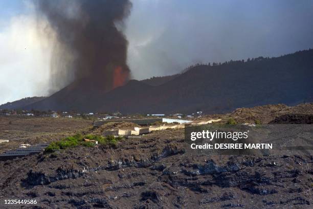 Pyroclastic Material Photos and Premium High Res Pictures - Getty Images