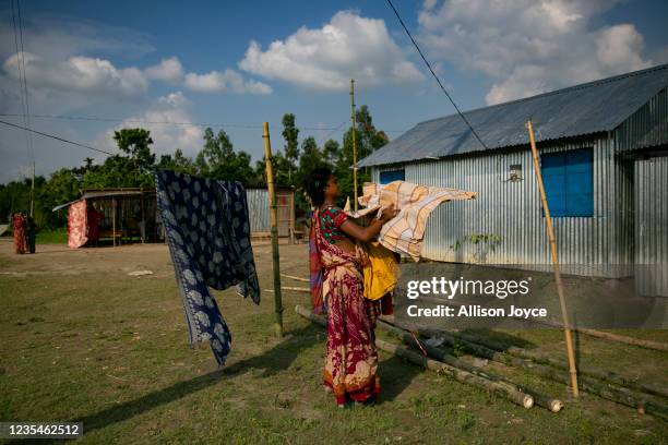 Bangladeshi Hijras Photos And Premium High Res Pictures Getty Images bangladeshi-hijras-photos-and-premium-high-res-pictures-getty-images