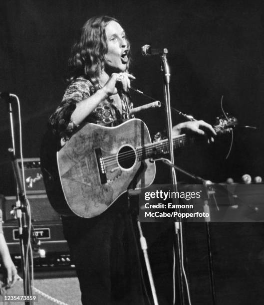 Rebine String 68 The Incredible String Band Photos Stock Photos, High-Res Pictures ...
