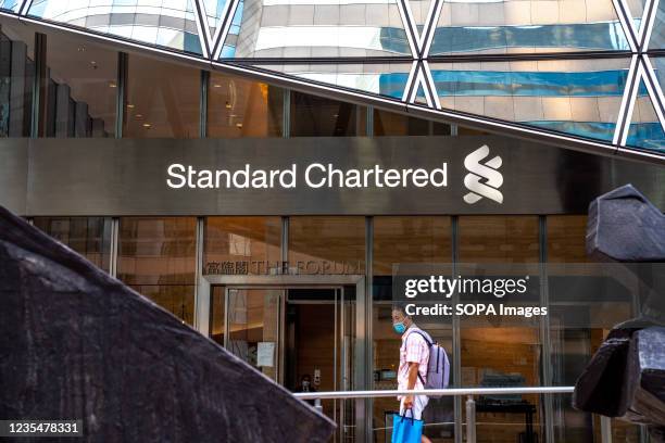Stanchart Building 591 Standard Chartered Building Stock Photos, High-Res Pictures, and ...