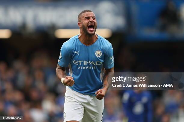 Kyle Walker of Manchester City celebrates at full time of the Premier League match between Chelsea and Manchester City at Stamford Bridge on...