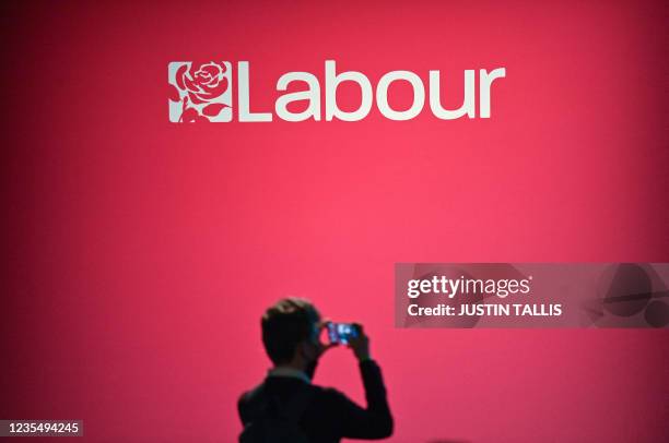 Labor Party Sign 4,838 Labour Party Sign Stock Photos, High-Res Pictures, and Images ...