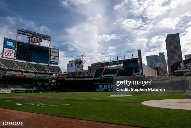 General view of the stadium before the game between the Toronto Blue Jays and Minnesota Twins at Target Field on September 26, 2021 in Minneapolis,...