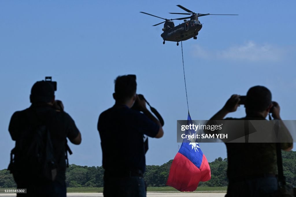 TOPSHOT-TAIWAN-POLITICS-FLAG