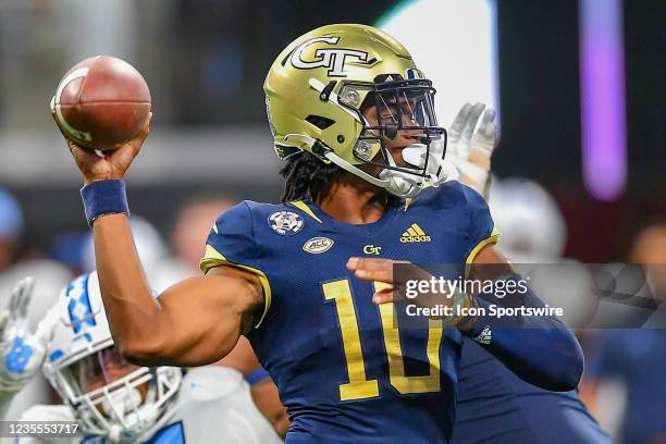 Georgia Tech quarterback Jeff Sims passes the ball during the NCAA football game between the North Carolina Tar Heels and Georgia Tech Yellow Jackets...