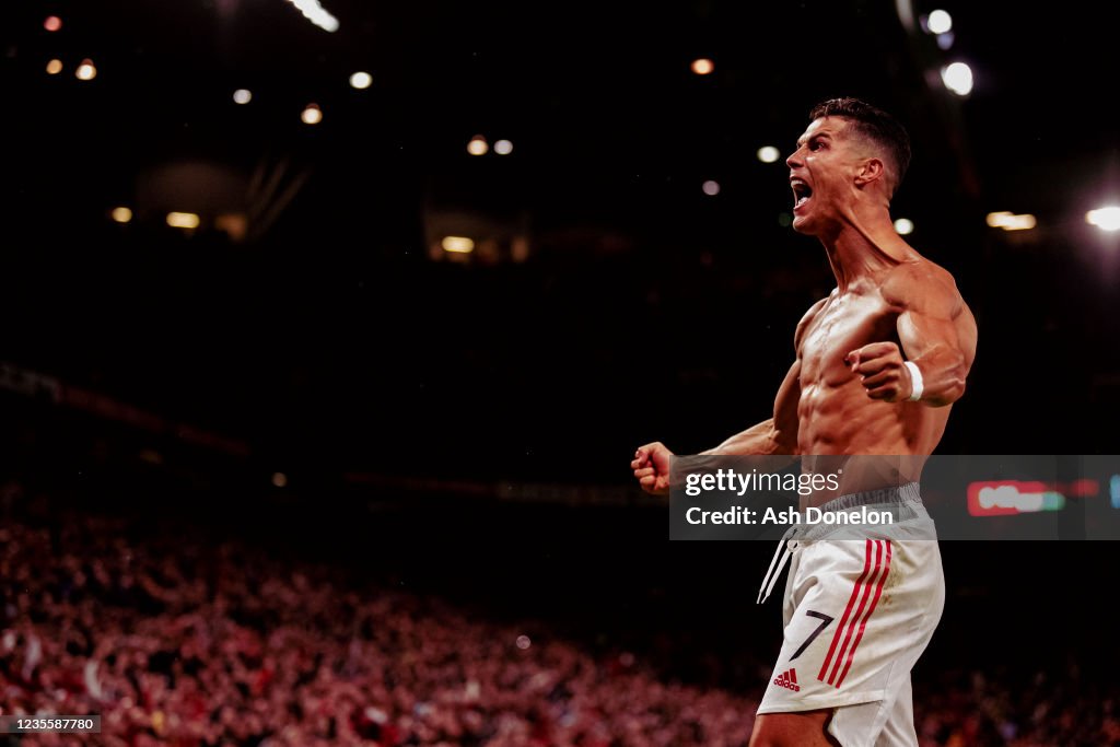 Manchester United v Villarreal CF: Group F - UEFA Champions League