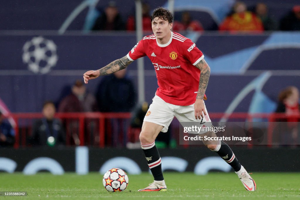 Manchester United v Villarreal - UEFA Champions League