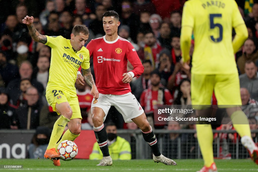 Manchester United v Villarreal - UEFA Champions League