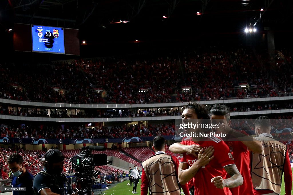 SL Benfica v Barcelona FC: Group E - UEFA Champions League
