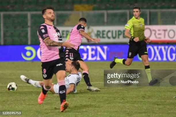 Gregorio Luperini during the Serie C match between Palermo FC and Bari, at  the Renzo Barbera stadium in Palermo. The Palermo players played with the  commemorative shirt of centenary of Club. Italy