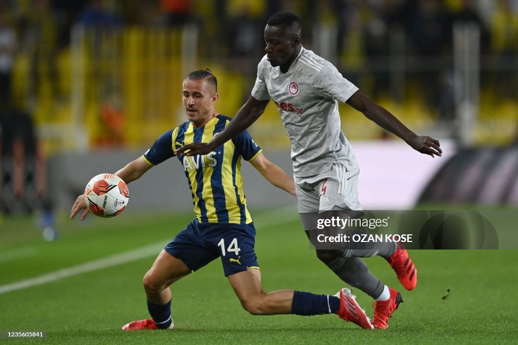 FBL-EUR-C3-FENERBAHCE-OLYMPIACOS
