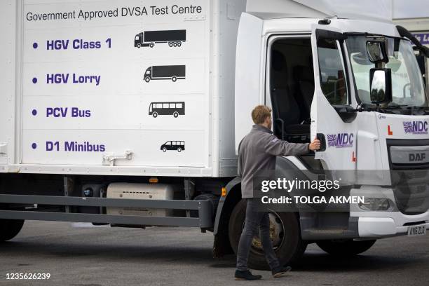 Lorry Driver Test Truck Drivers Test Photos and Premium High Res Pictures - Getty Images