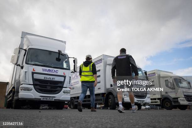 Lorry Driver Test 224 Truck Driver Training Stock Photos, High-Res Pictures, and Images ...