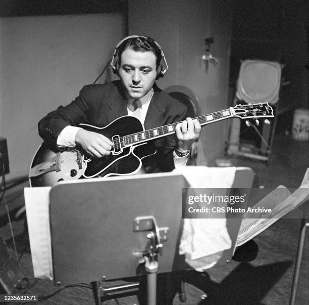 Tony Mottola Tony Mottola Photos and Premium High Res Pictures - Getty Images