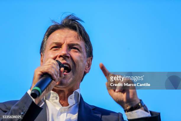 Giuseppe Conte, president of the 5 Star Movement, during a political rally for the administrative elections in Naples, in Dante square.