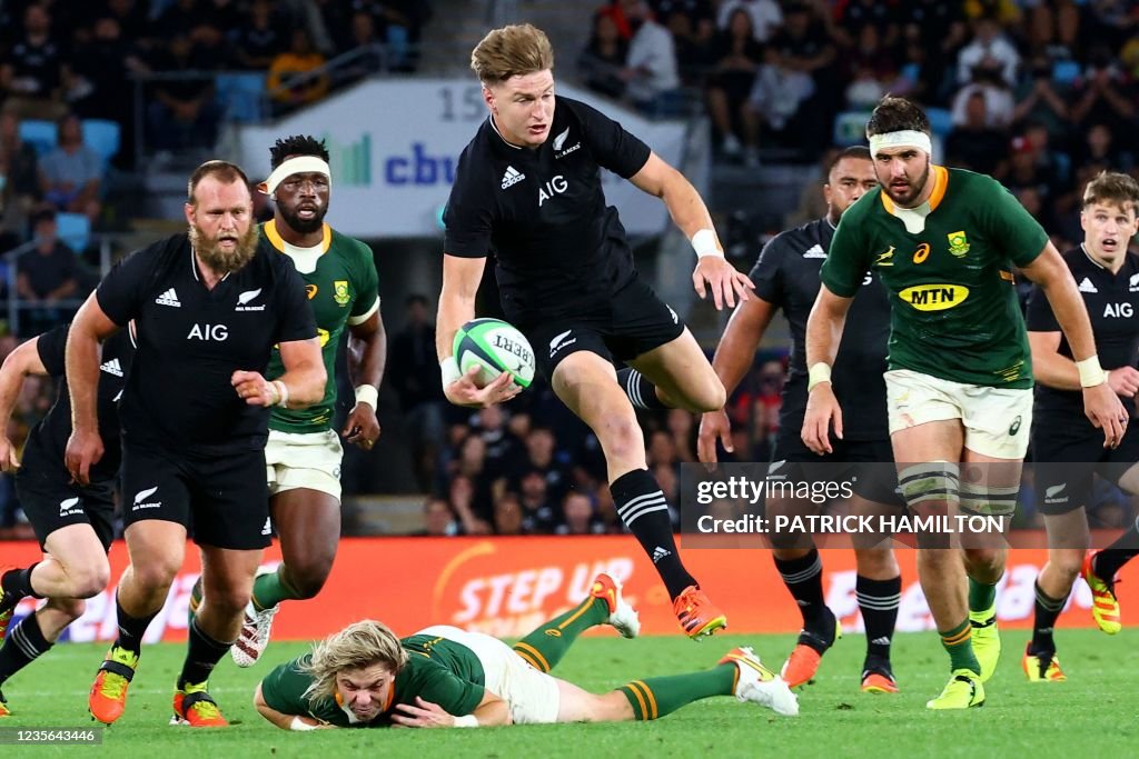 RUGBYU-NZL-RSA