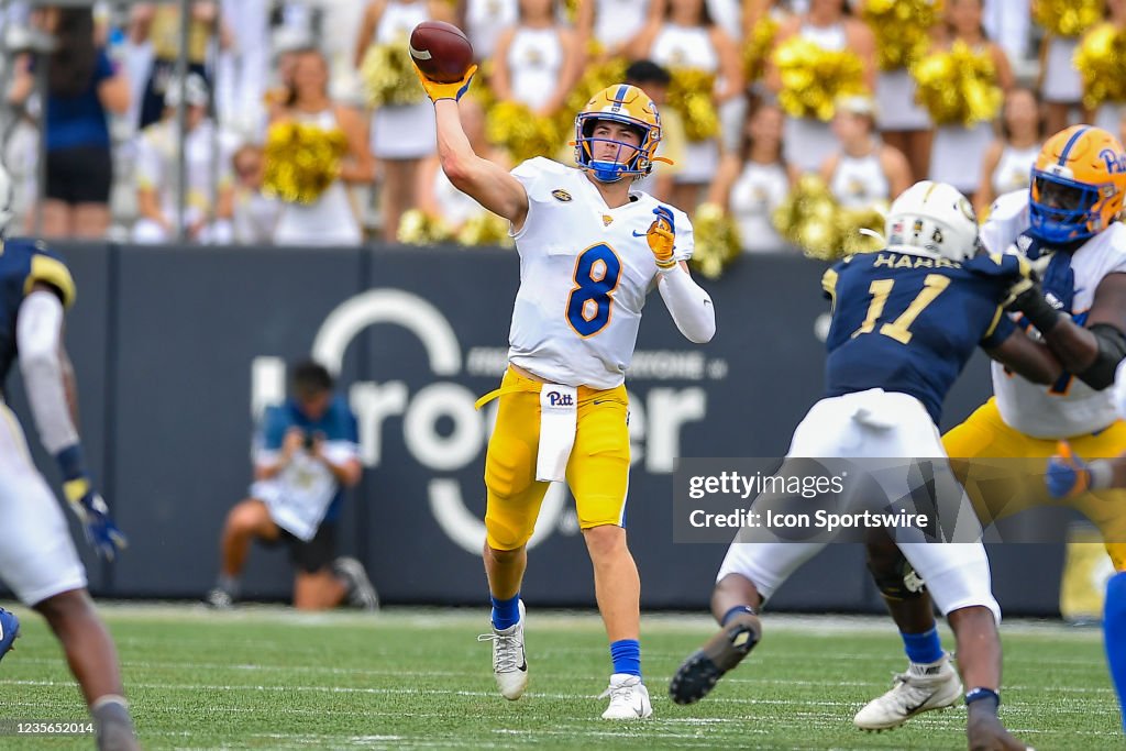 COLLEGE FOOTBALL: OCT 02 Pitt at Georgia Tech