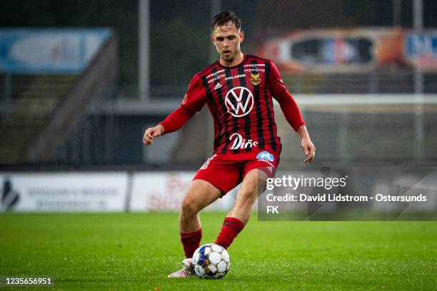 Charlie Colkett of Ostersunds FK during the Allsvenskan match between Halmstads BK and Ostersunds FK on October 2, 2021 in Halmstad, Sweden.