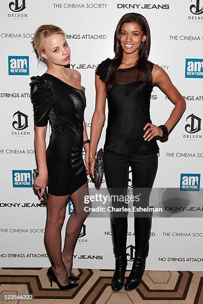James Roffey Model 108 Jessica De Leon Photos & High Res Pictures - Getty Images