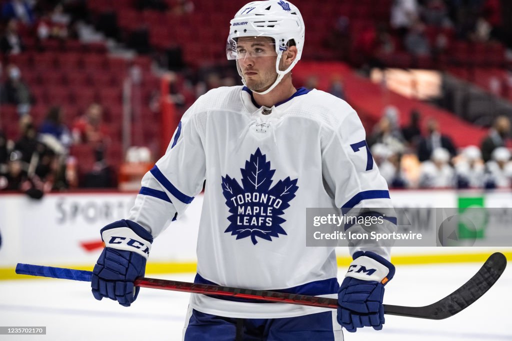 NHL: OCT 04 Preseason - Maple Leafs at Senators