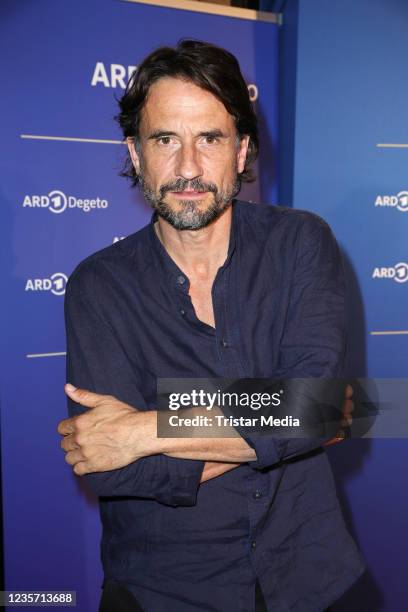 Oliver Mommsen attends the ARD Degeto Get-Together during the Hamburg film festival on October 5, 2021 in Hamburg, Germany.