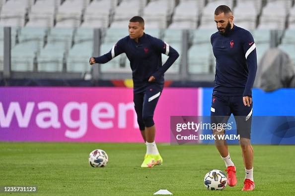 SOCCER FRANCE TRAINING SESSION WEDNESDAY SOCCER FRANCE TRAINING SESSION WEDNESDAY