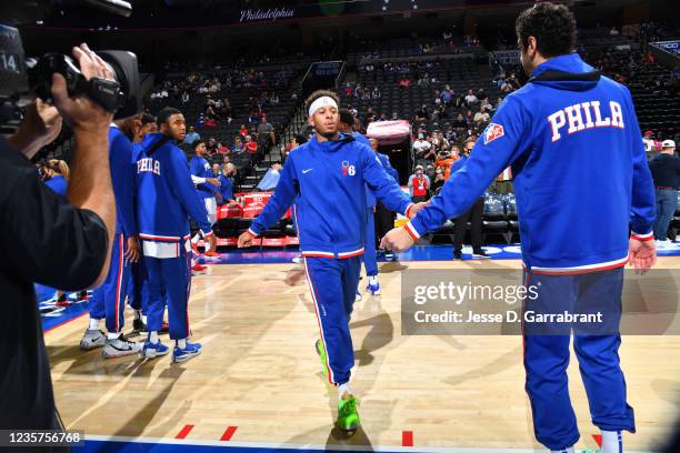 Seth Curry of the Philadelphia 76ers is introduced before a preseason game on October 7, 2021 at Wells Fargo Center in Philadelphia, Pennsylvania....