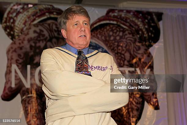 Comedian/magician Harry Anderson performs during The Nobelity Project Dinner at the Four Seasons on April 10, 2011 in Austin, Texas.