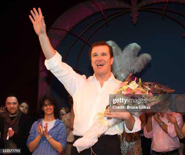 Tony Winner Douglas Hodge during the curtain call at Kelsey Grammer, Douglas Hodge, Robin De Jesus & Fred Applegate's final performance in "La Cage...