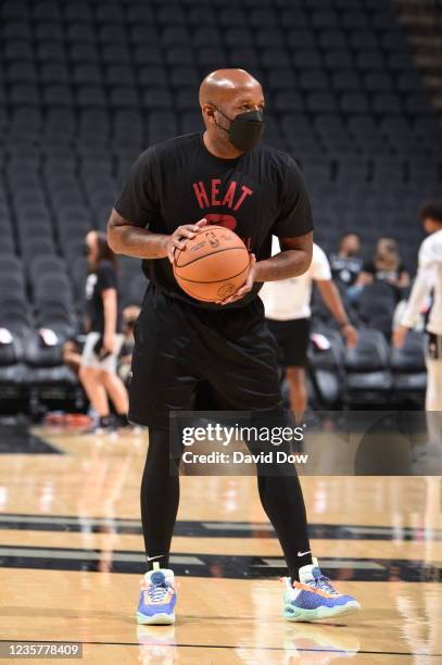 Assistant Coach, Anthony Carter helps the players warm up before the game against the San Antonio Spurs during a preseason game on October 8, 2021 at...