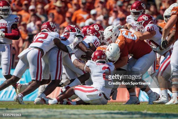 Oklahoma Sooners and Texas Longhorns face off on October 9th, 2021 at Cotton Bowl Stadium in Dallas, Texas.