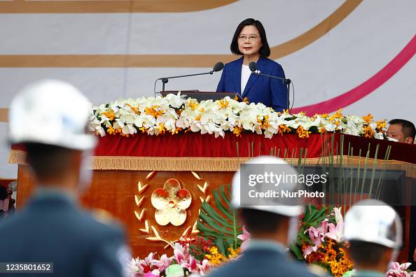 Taiwan: Tsai Ing-wen Speaks On National Day Despite China's Tensions Taiwan: Tsai Ing-wen Speaks On National Day Despite China's Tensions