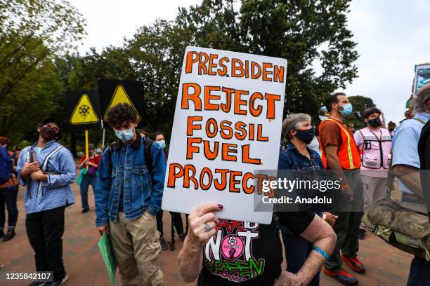 Hundreds of Native Americans and supporters protested the DAPL at Lafayette Park in front of the White House while the protest continue second day...