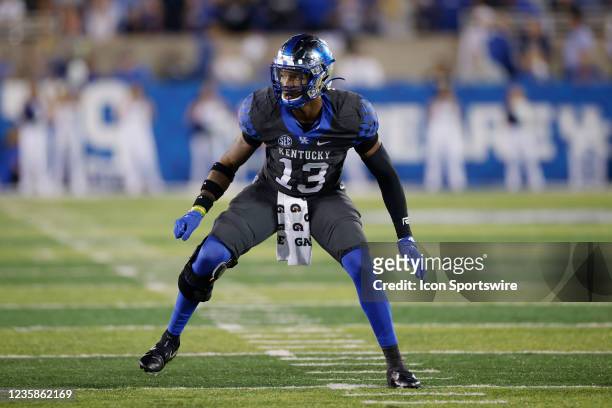 Kentucky Wildcats linebacker J.J. Weaver lines up on defense against the LSU Tigers during a college football game on Oct. 9, 2021 at Kroger Field in...