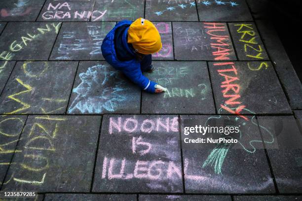 Kid Rally Drawing Kids Rally Drawing Photos and Premium High Res Pictures - Getty Images