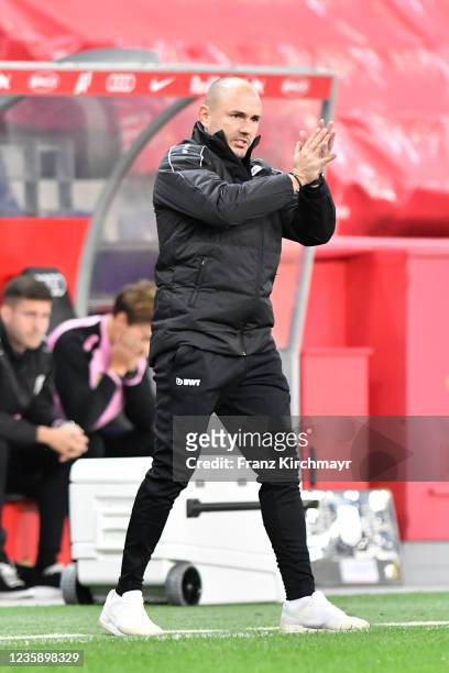 Head coach Stefan Hirczy of Juniors OOe during the 2. Liga match between FC Liefering and FC Juniors OOe at Red Bull Arena on October 15, 2021 in...