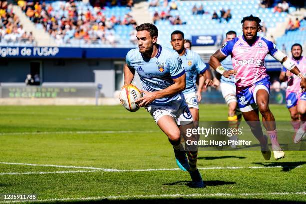 Union Sportive Arlequins Perpignan Photos and Premium High Res Pictures