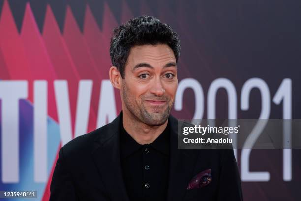 Hassel Actor Alex (Actor) Photos and Premium High Res Pictures - Getty Images