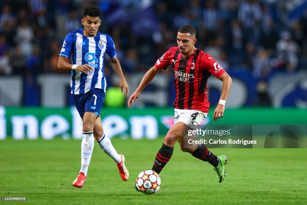 FC Porto v AC Milan: Group B - UEFA Champions League