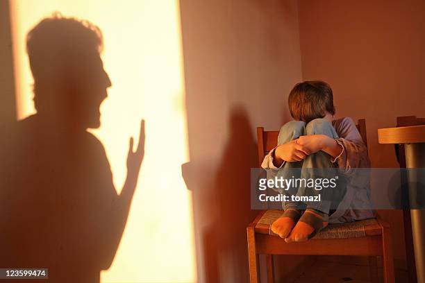 aggressive parent - violence stock pictures, royalty-free photos & images